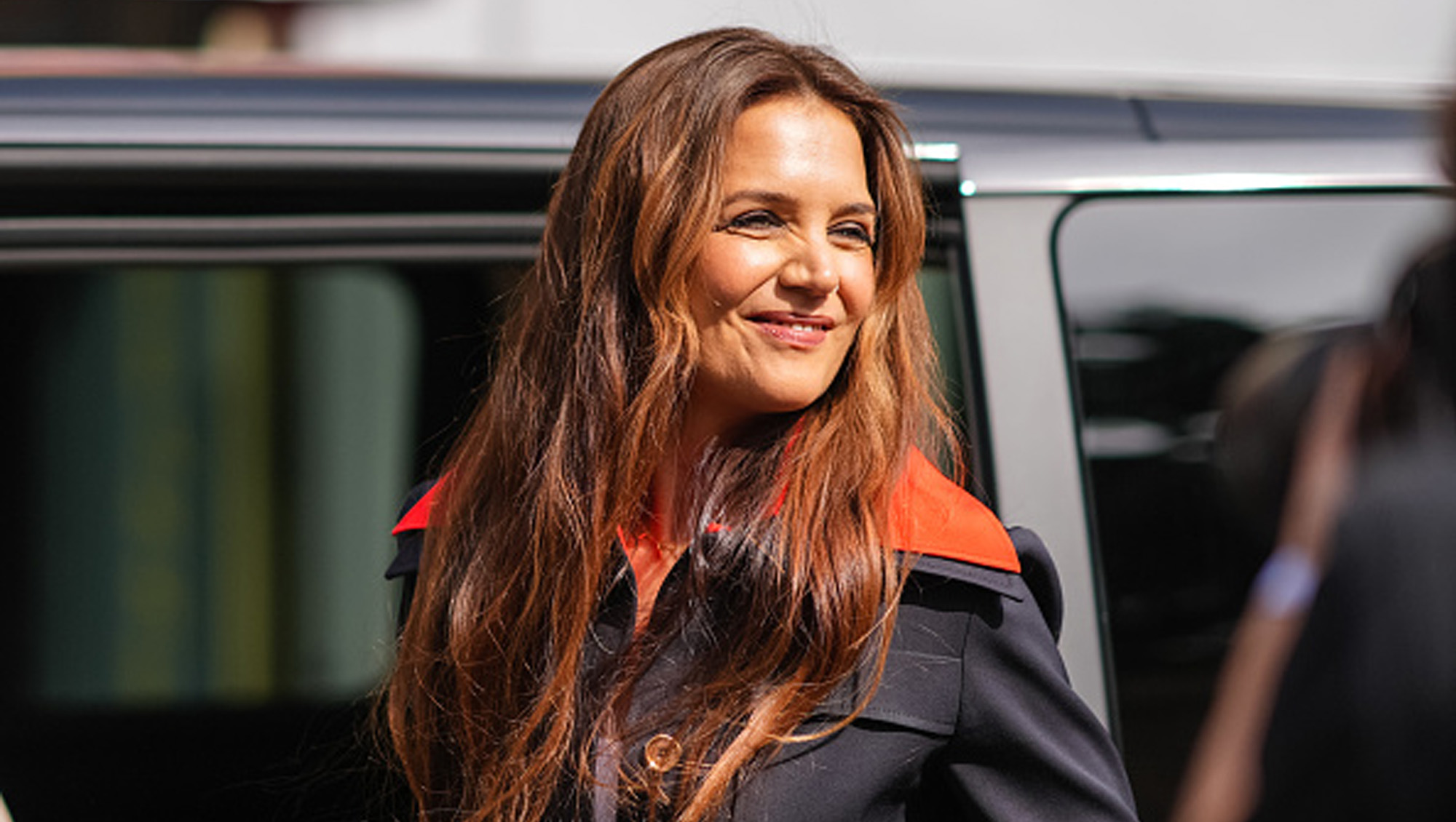 katie holmes in navy jacket