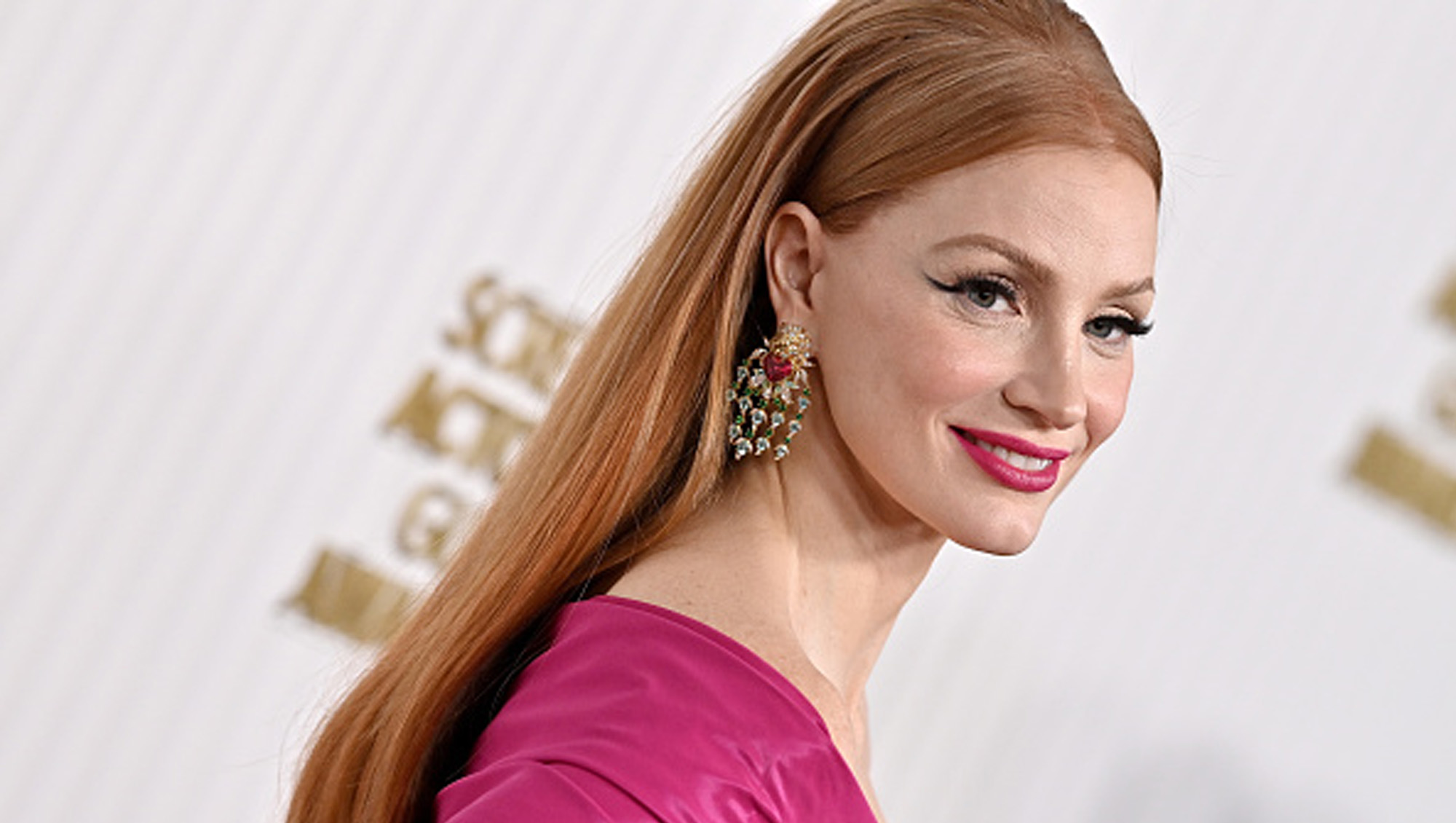 jessica chastain in pink on red carpet