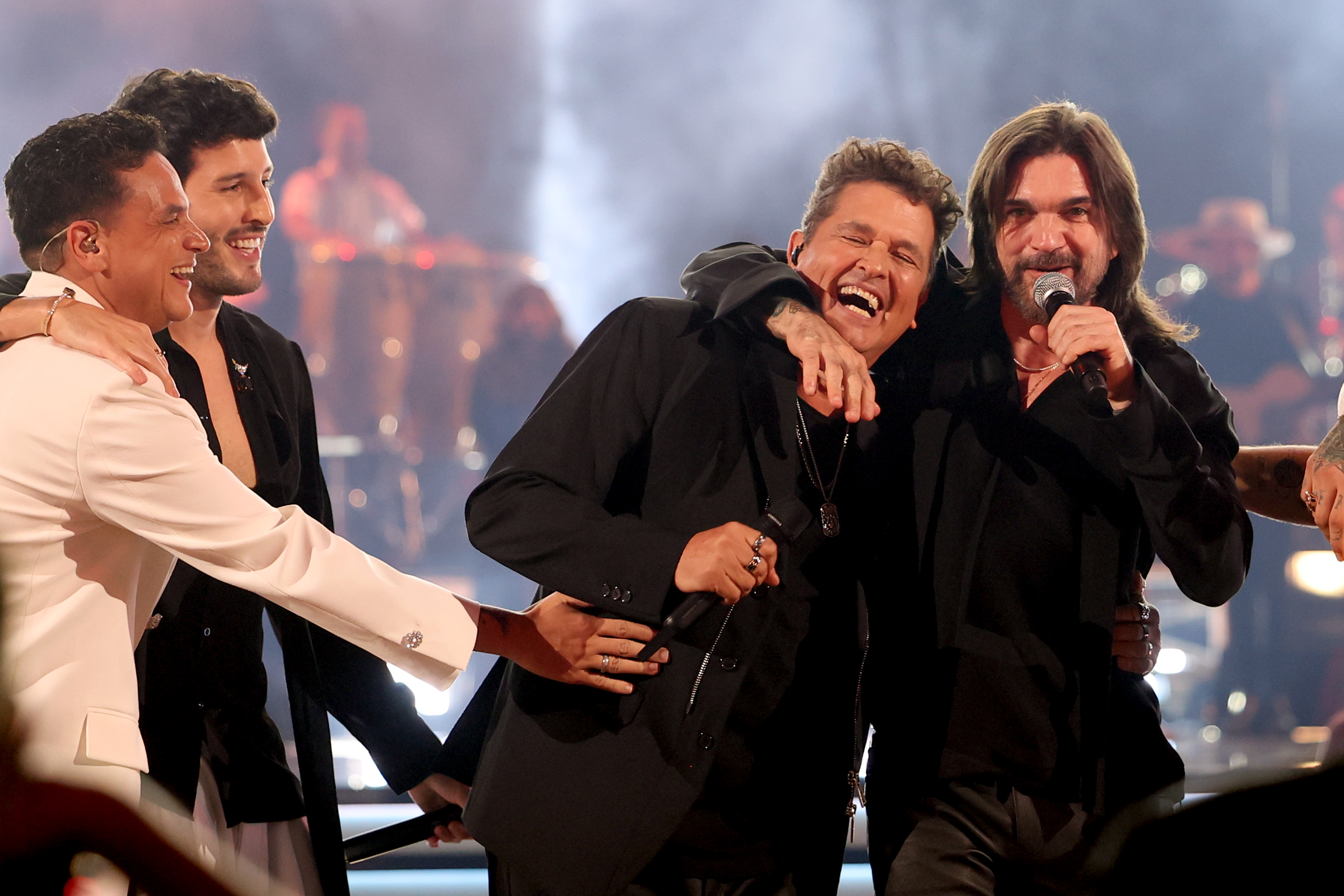 Silvestre Dangond, Sebastián Yatra, Carlos Vives y Juanes.