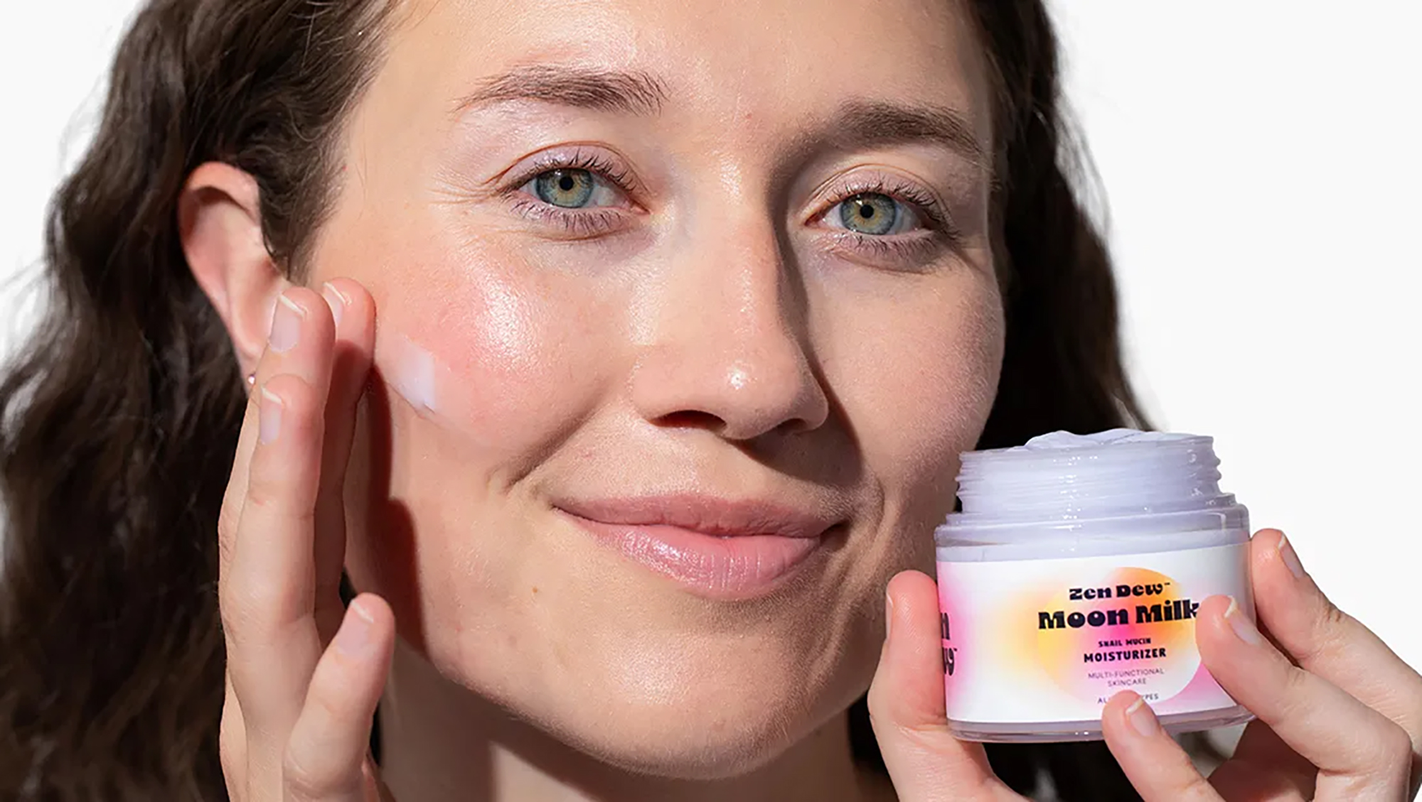 zen-dew-moon-milk-snail-mucin-moisturizer