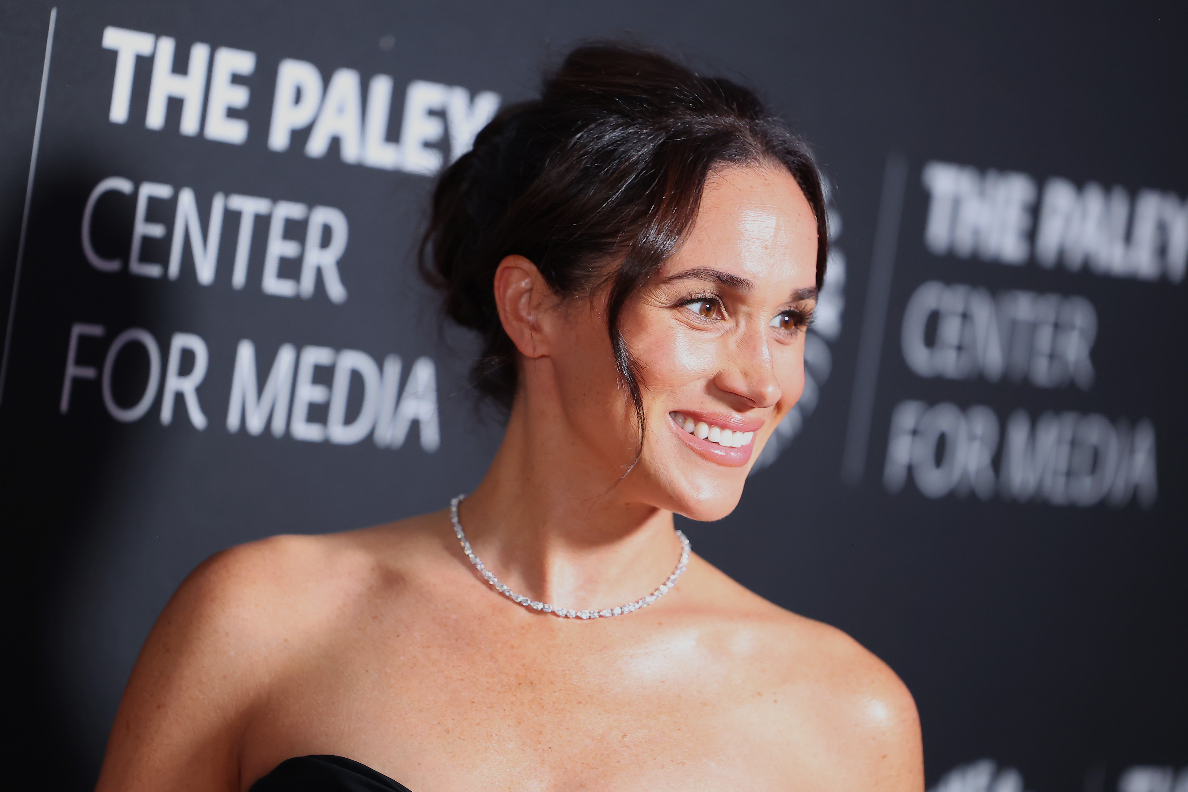 Meghan Markle Sweater