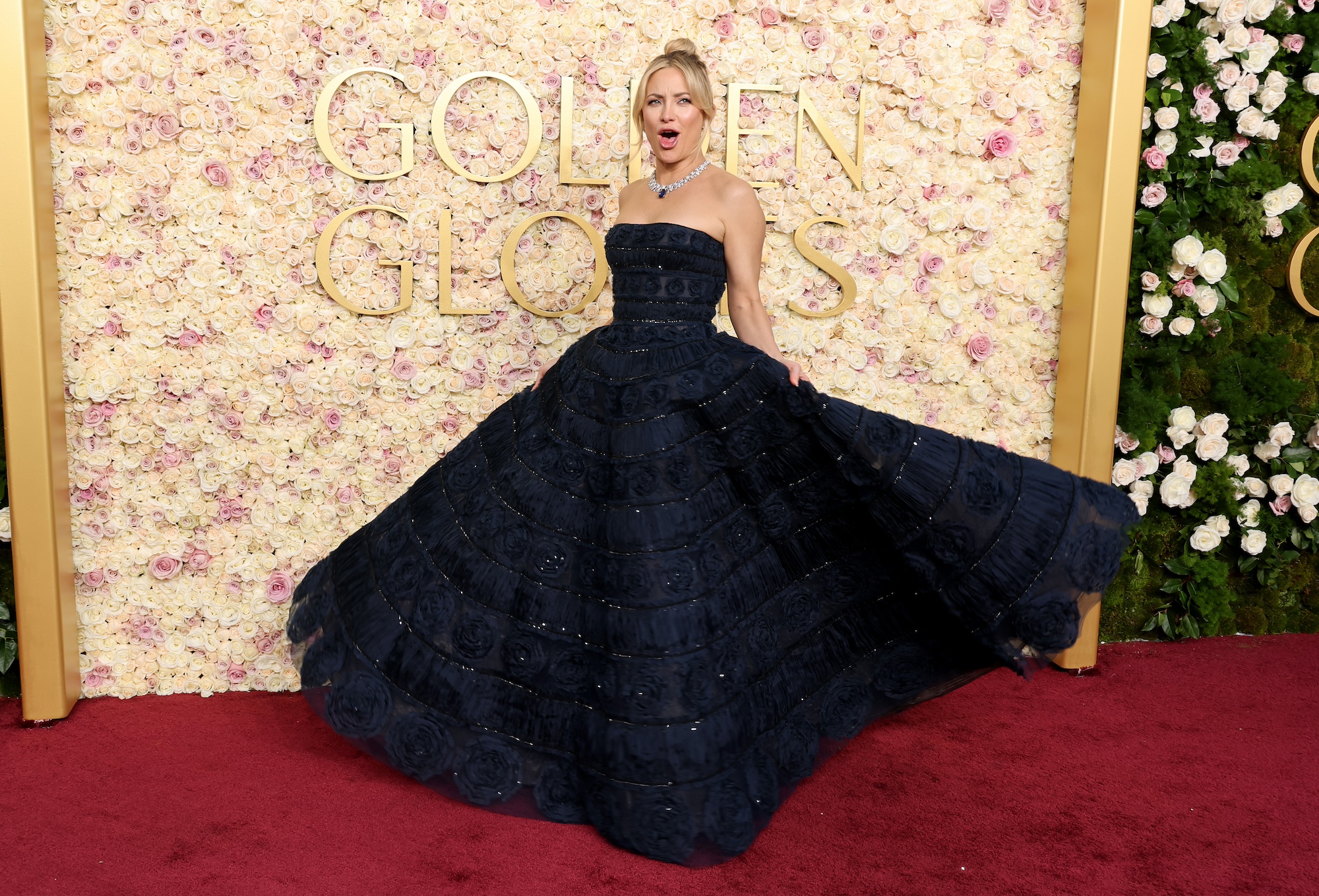 Kate Hudson’s 6-Year-Old Daughter Helped Style Her 2025 Golden Globes Look