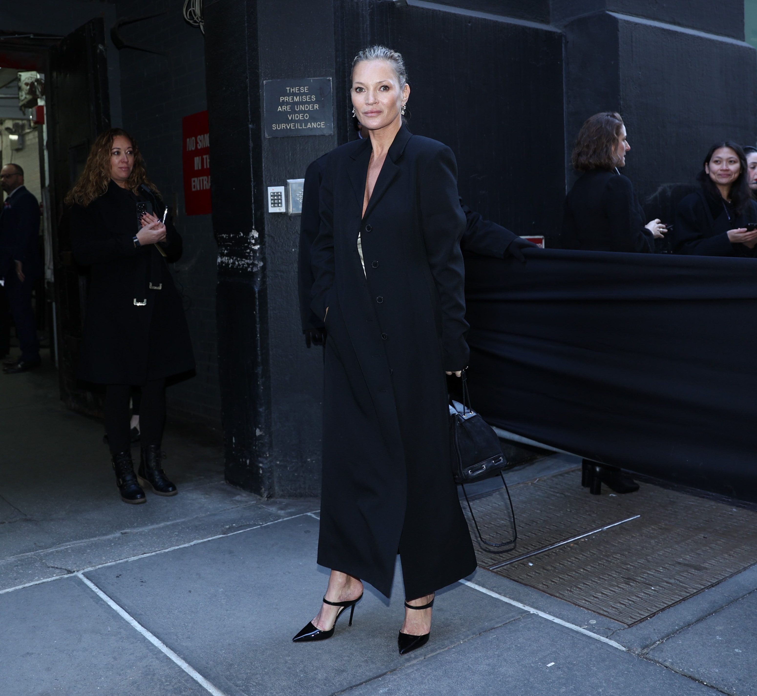 kate moss black trench coat