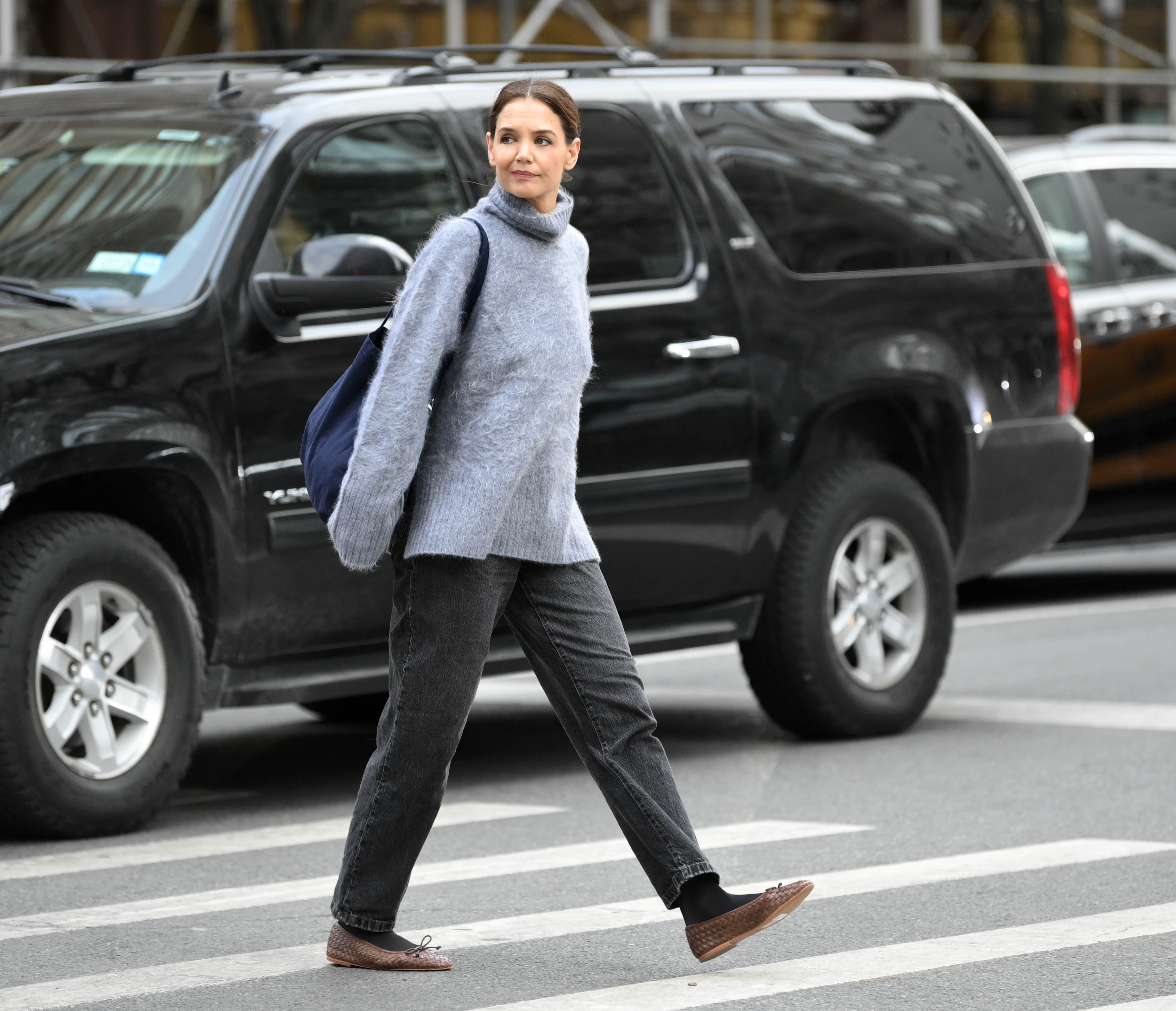 katie holmes in gray sweater