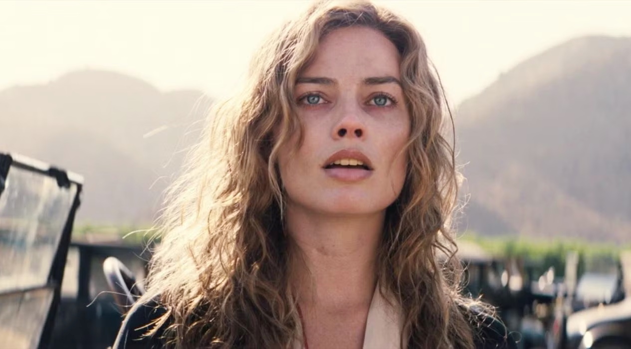 Margot Robbie looks up in 'Babylon'.