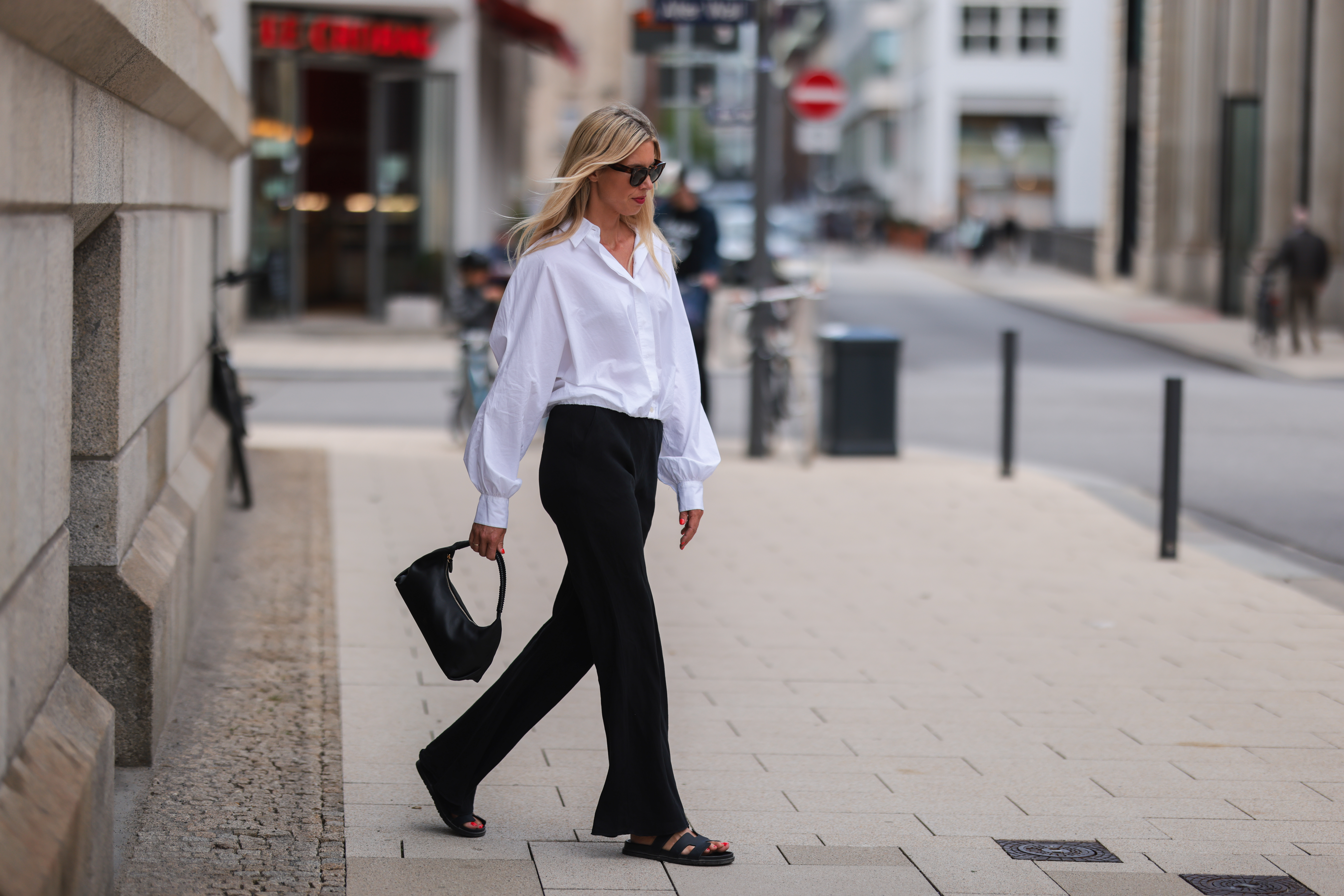 I Did a Gap Deep Dive - These On Sale Pieces Give Rich Mom Energy