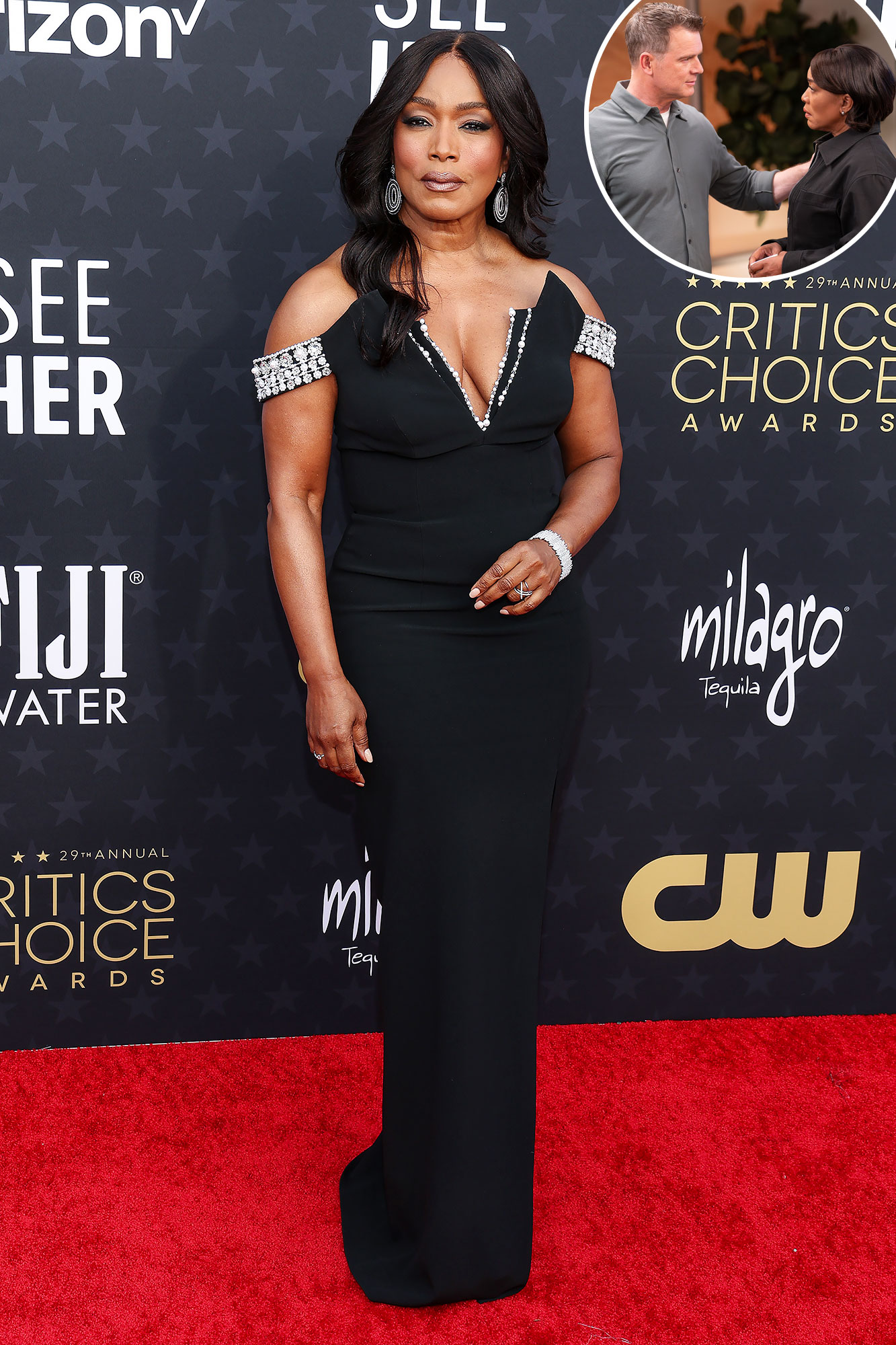 Promo Angela Bassett In Mourning Over Bobby Nash Death on 911