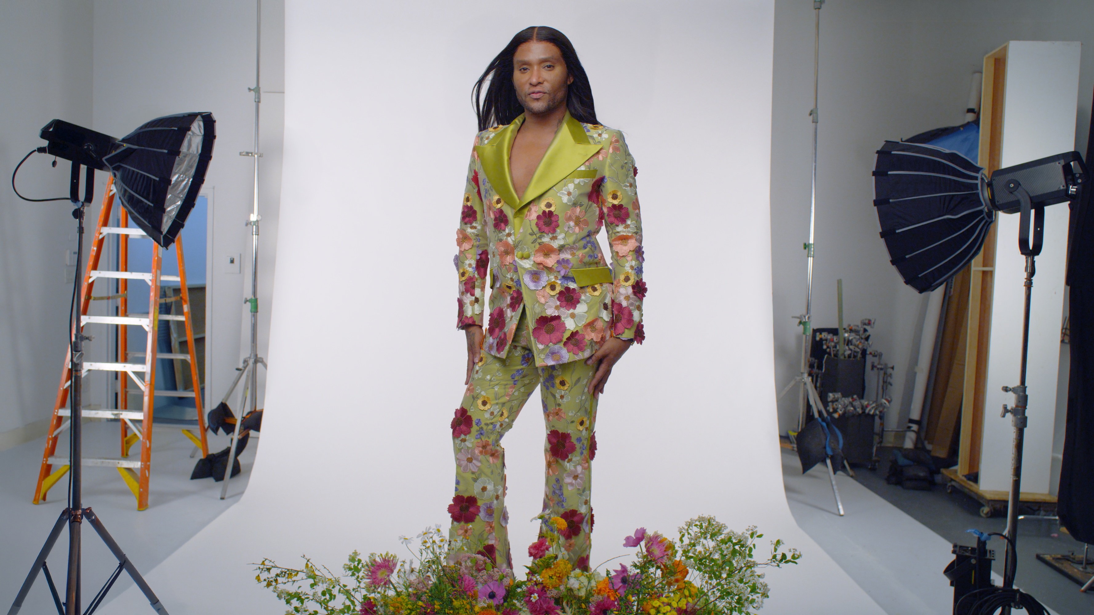 Celeb Stylist Law Roach Says Florals for Spring Are Now Groundbreaking Again