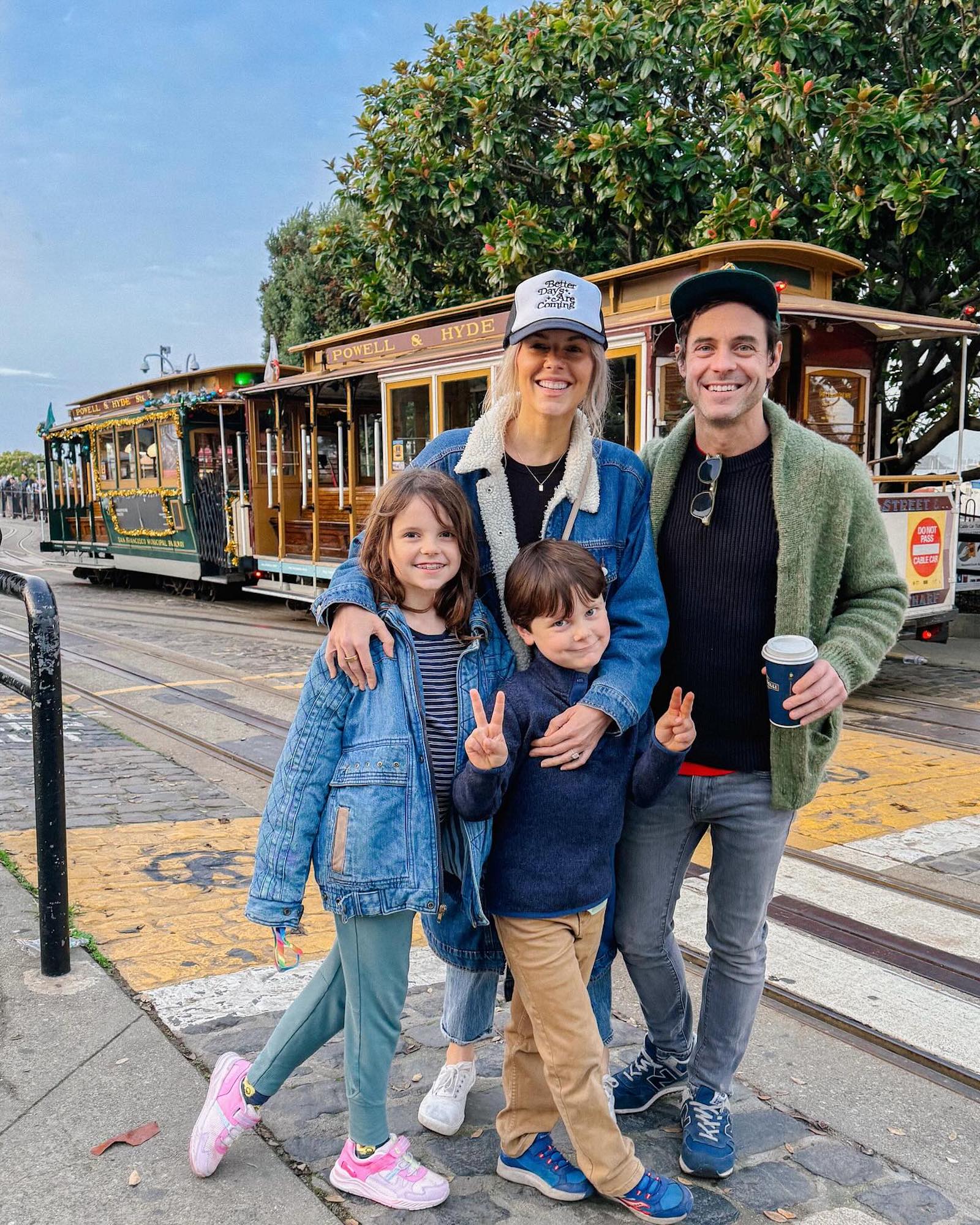 Ali-Fedotowsky-7144689