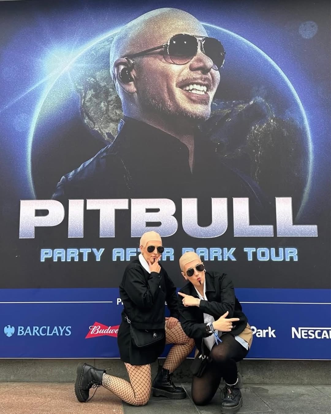 Fans de Pitbull en su gira mundial