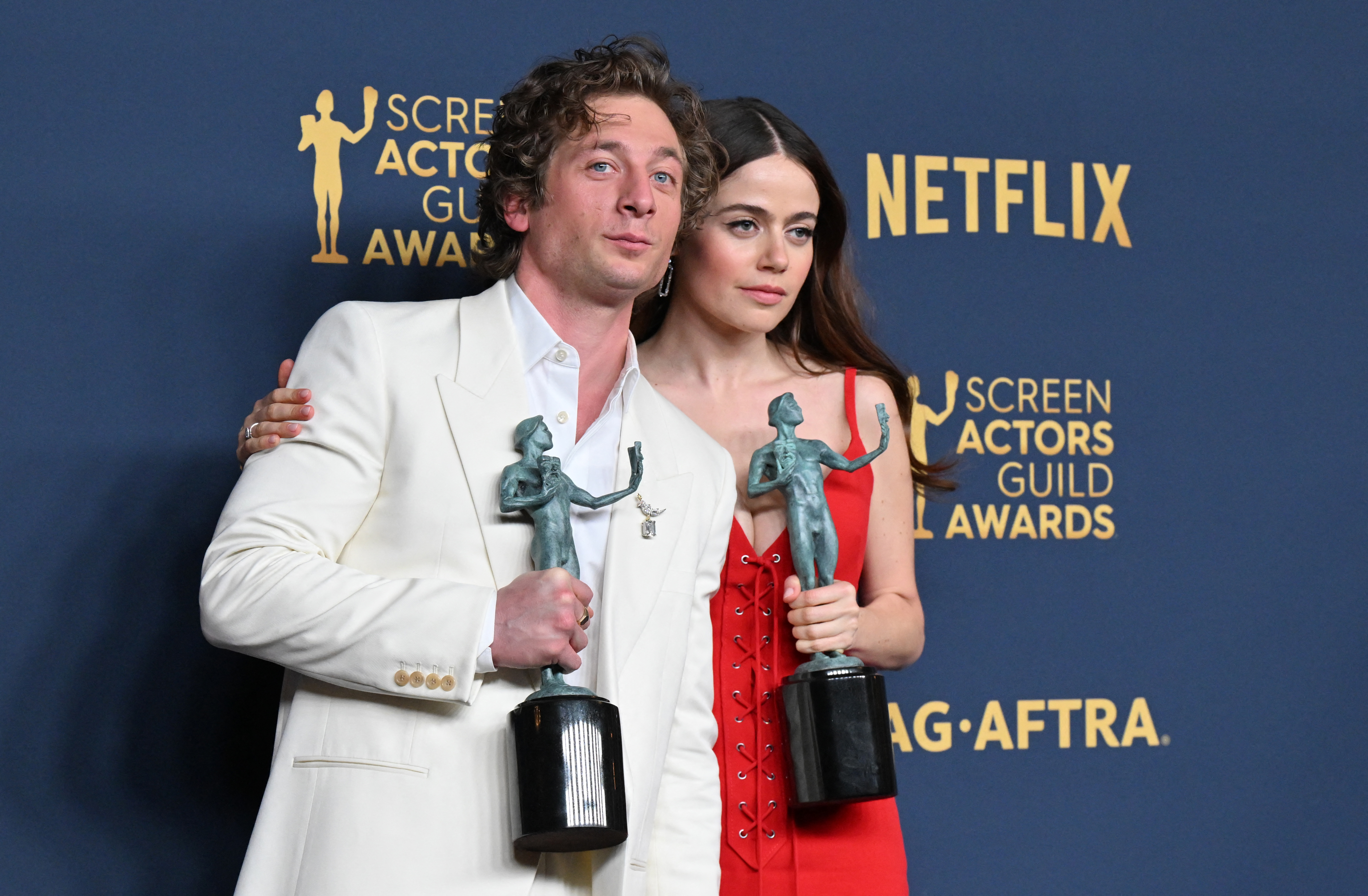 Molly Gordon and Jeremy Allen White