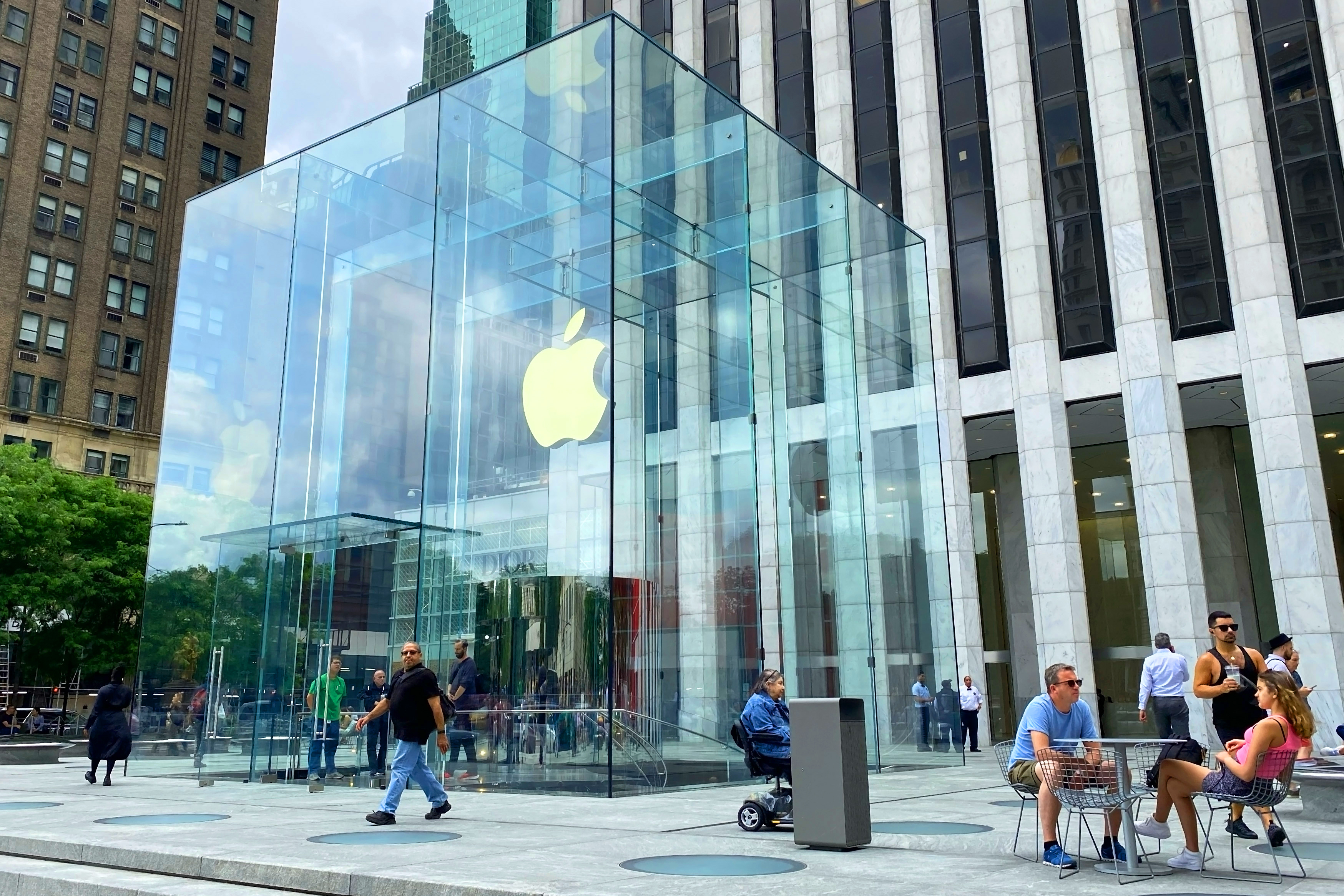 Apple store