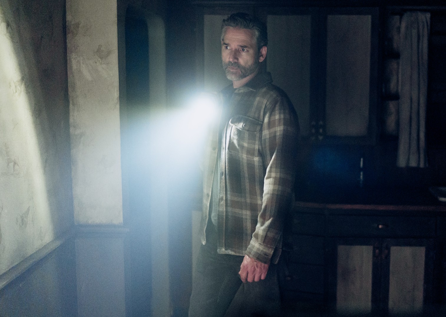 Eric Bana in Untamed