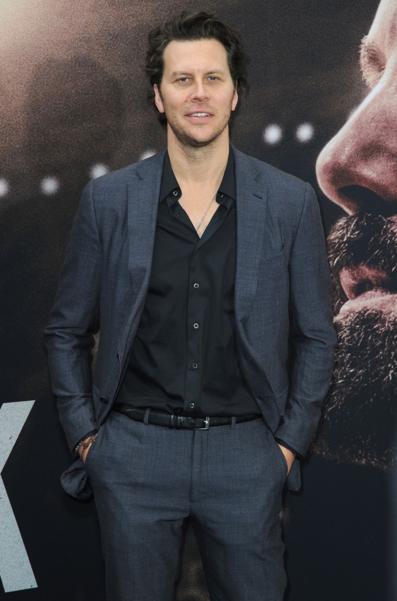 Hayes MacArthur Bio Pic