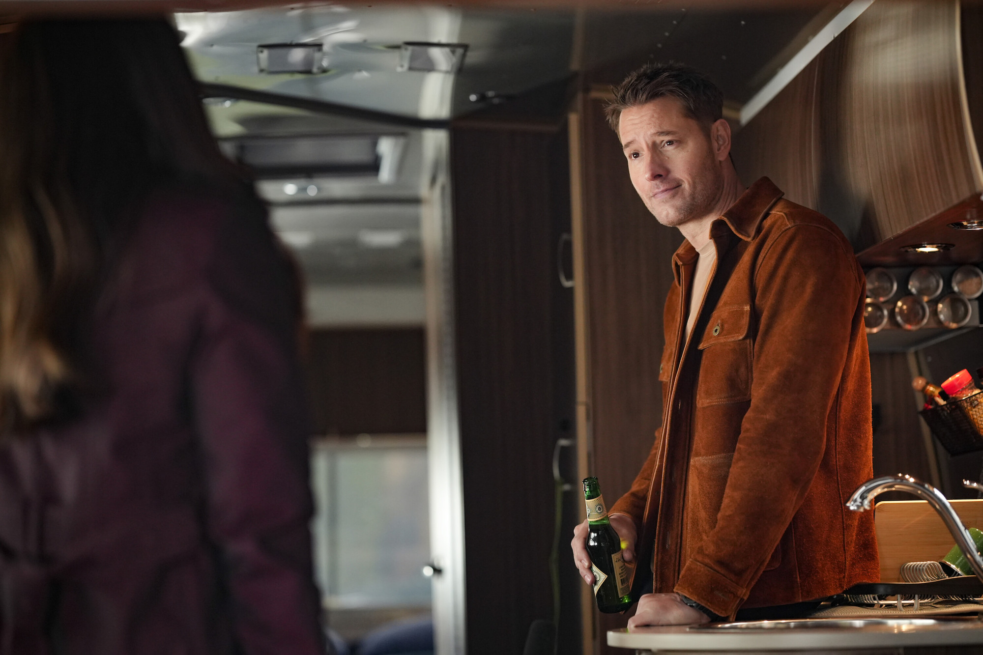 Tracker-3073477_3445b