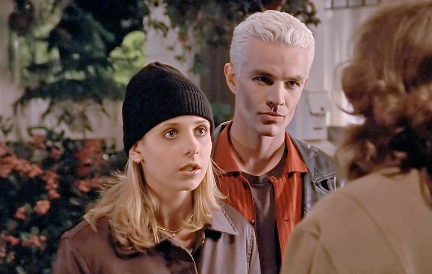 Sarah Michelle Gellar and James Marsters in Buffy the Vampire Slayer