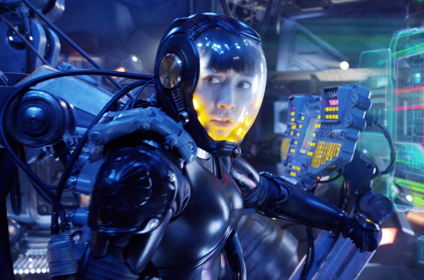 Rinko Kikuchi in Pacific Rim