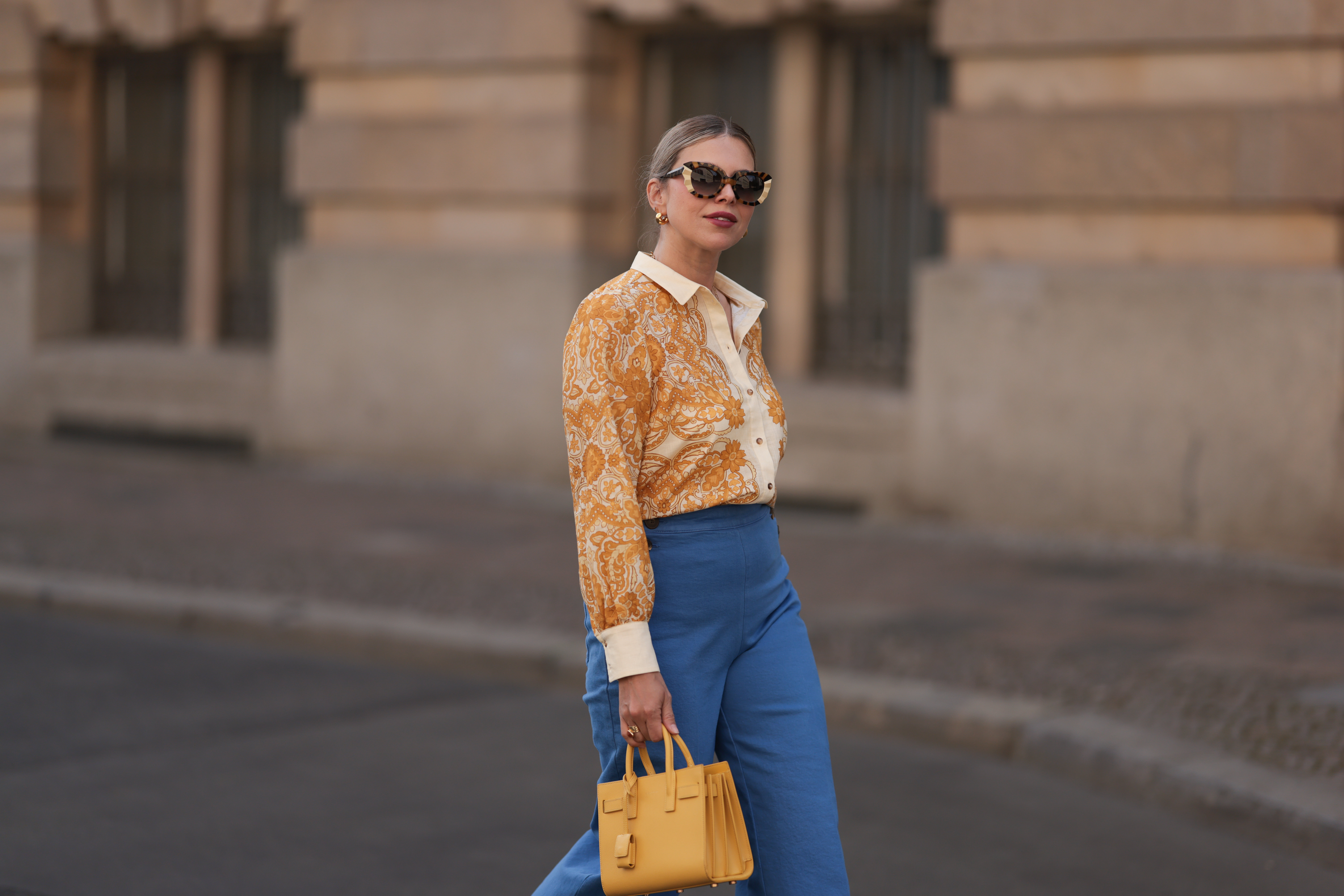 blouse