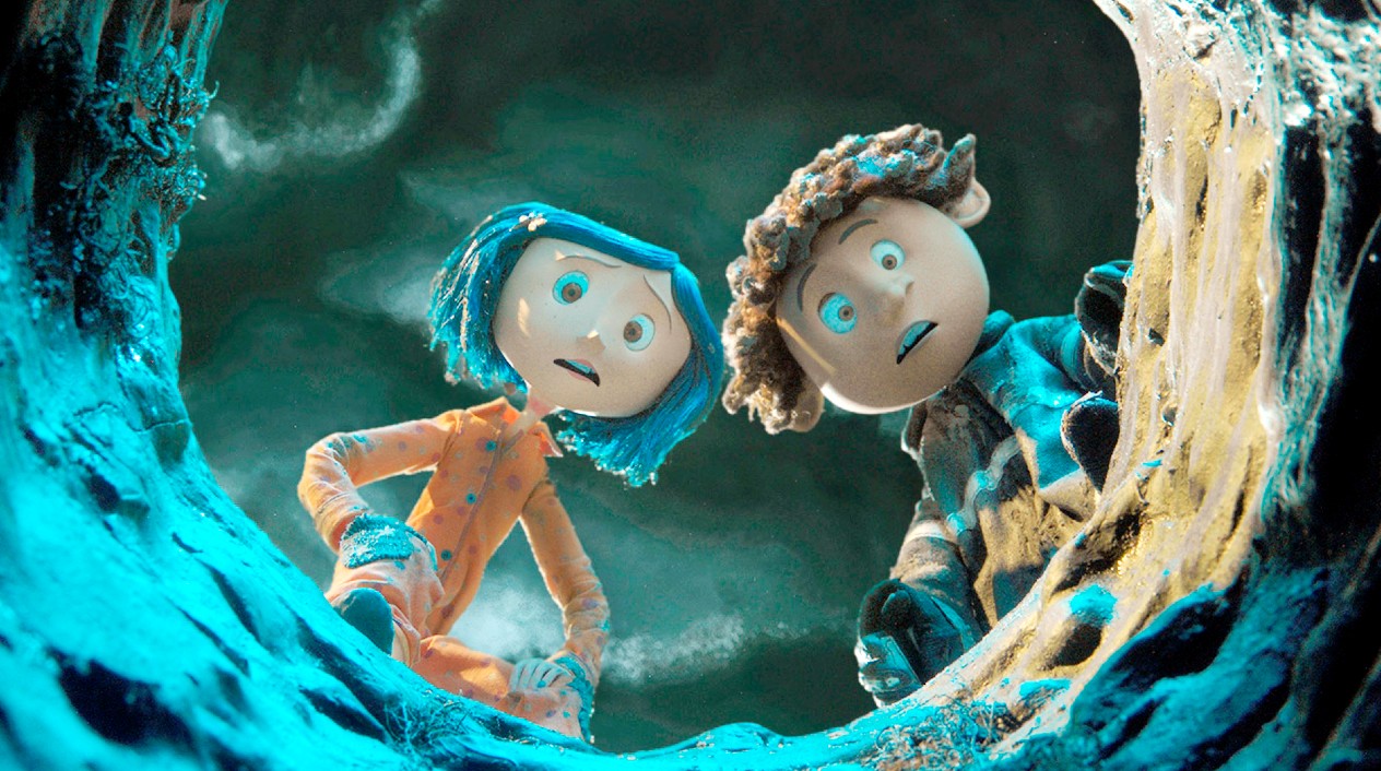 Coraline (voice: Dakota Fanning), Wybie (voice: Robert Bailey Jr.) in Coraline