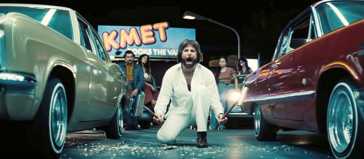 Bradley Cooper in Licorice Pizza