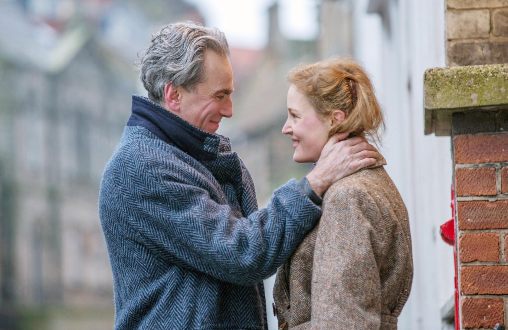 Daniel Day-Lewis and Vicky Krieps in Phantom Thread