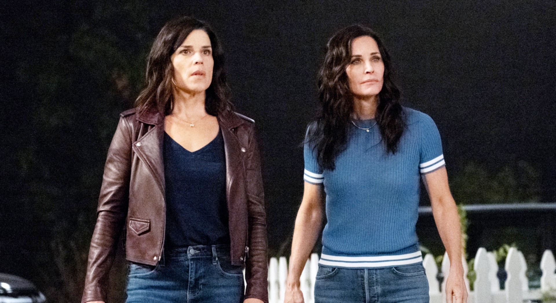 Neve Campbell, Courteney Cox in 2022's Scream