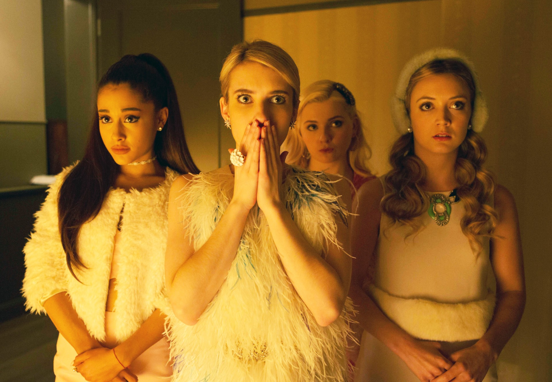 Ariana Grande, Emma Roberts, Abigail Breslin, Billie Lourd in Scream Queens