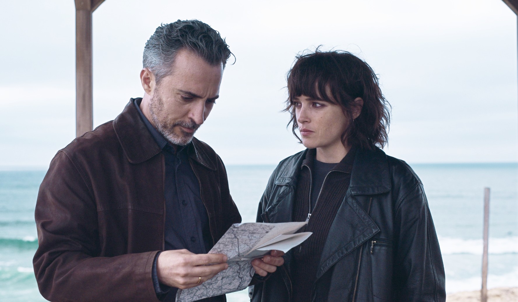 Andres Gertrudix, Susana Abaitua in She Walks in Darkness