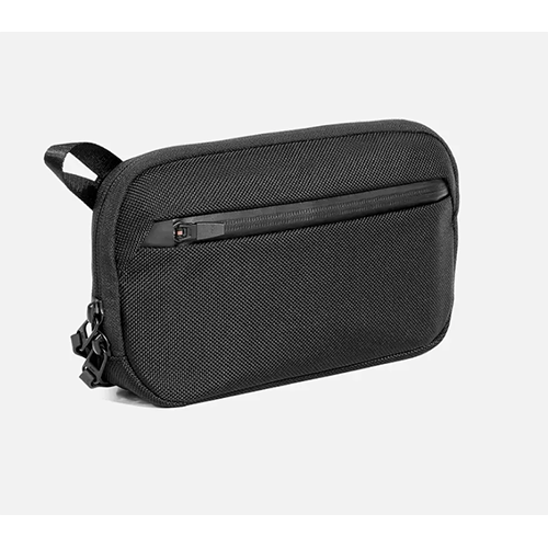 Aer Slim Pouch 2