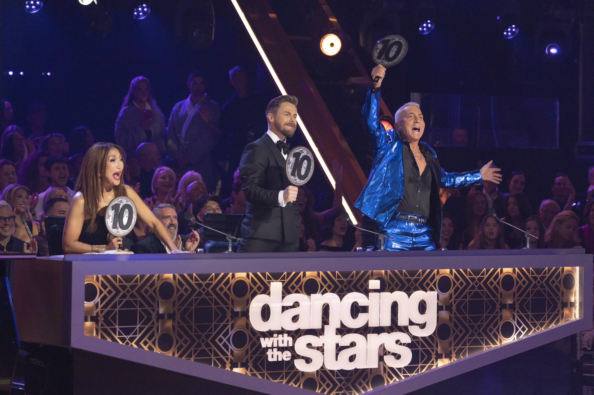 DWTS-Recap-feature-image-180162_EM104463