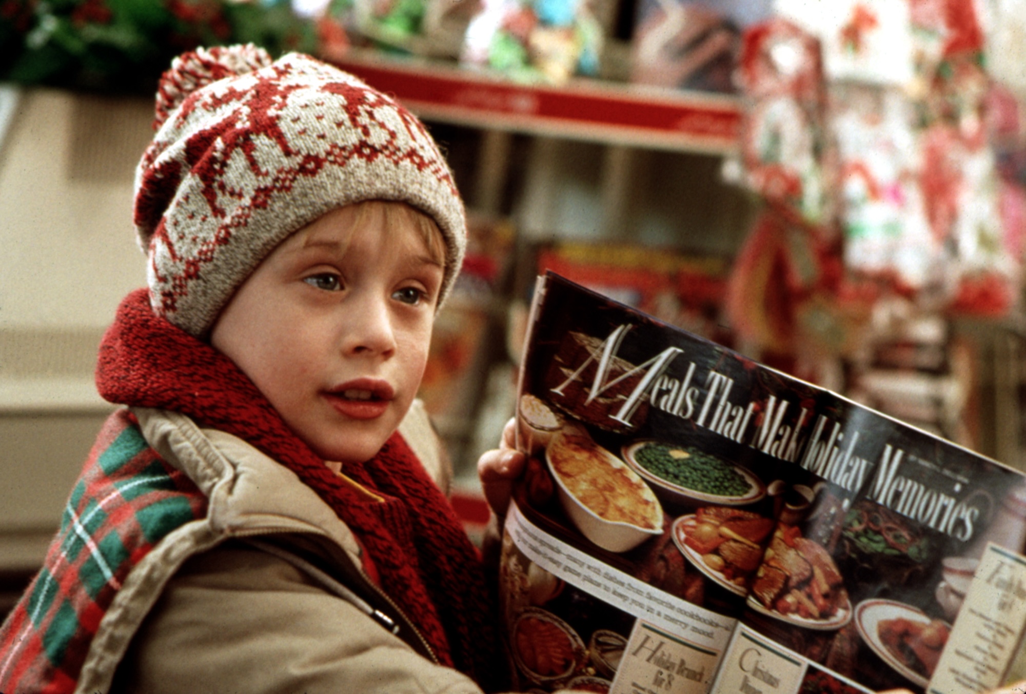 HOME ALONE, Macaulay Culkin, 1990. TM & Copyright (c) 20th Century Fox Film Corp. All rights reserved 2