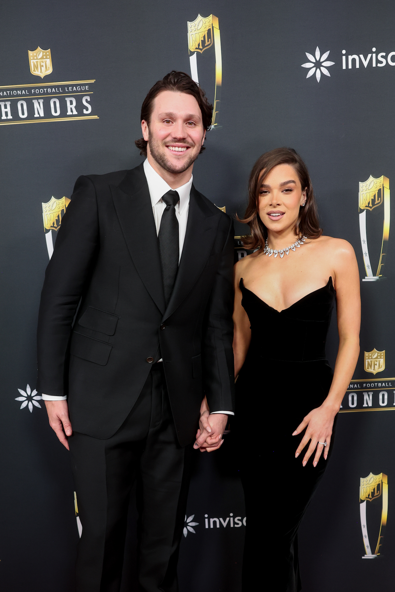 Josh-Allen-and-Hailee-Steinfeld-feature-GettyImages-2197472272