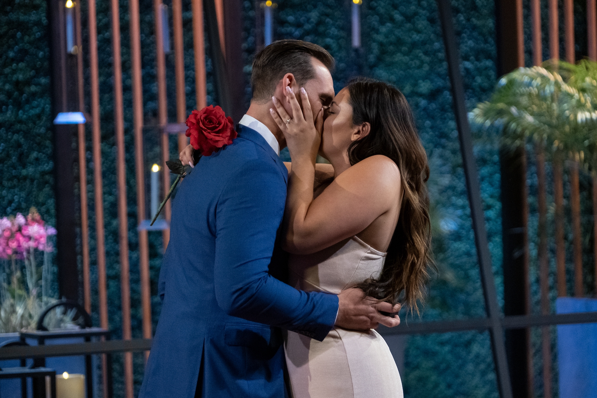 Alexa-and-Brennon-Shocking-LiB-Breakups-Update-LIB_S3_Unit_02522R.