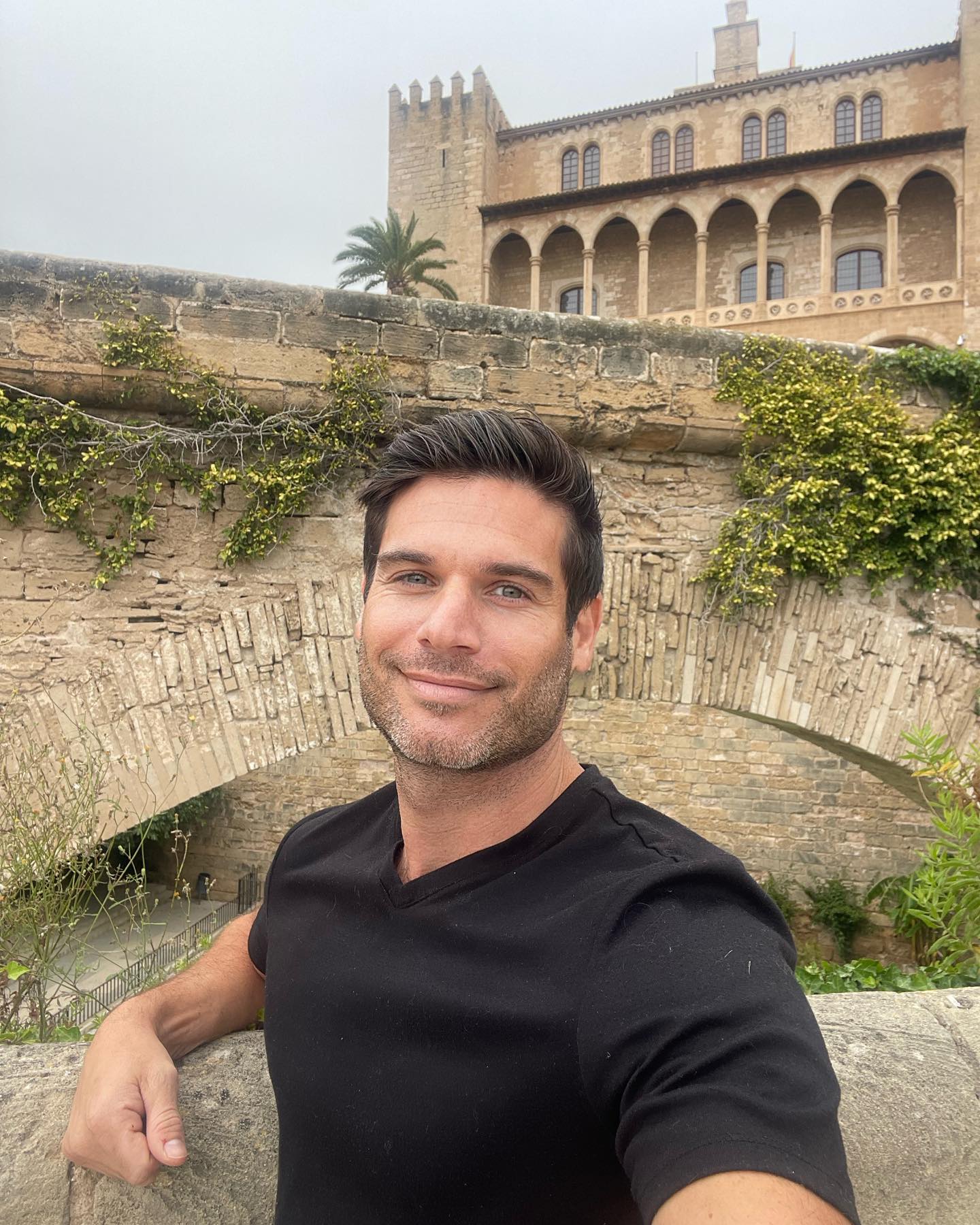 FEATURE Finding Prince Charming Dead at 42