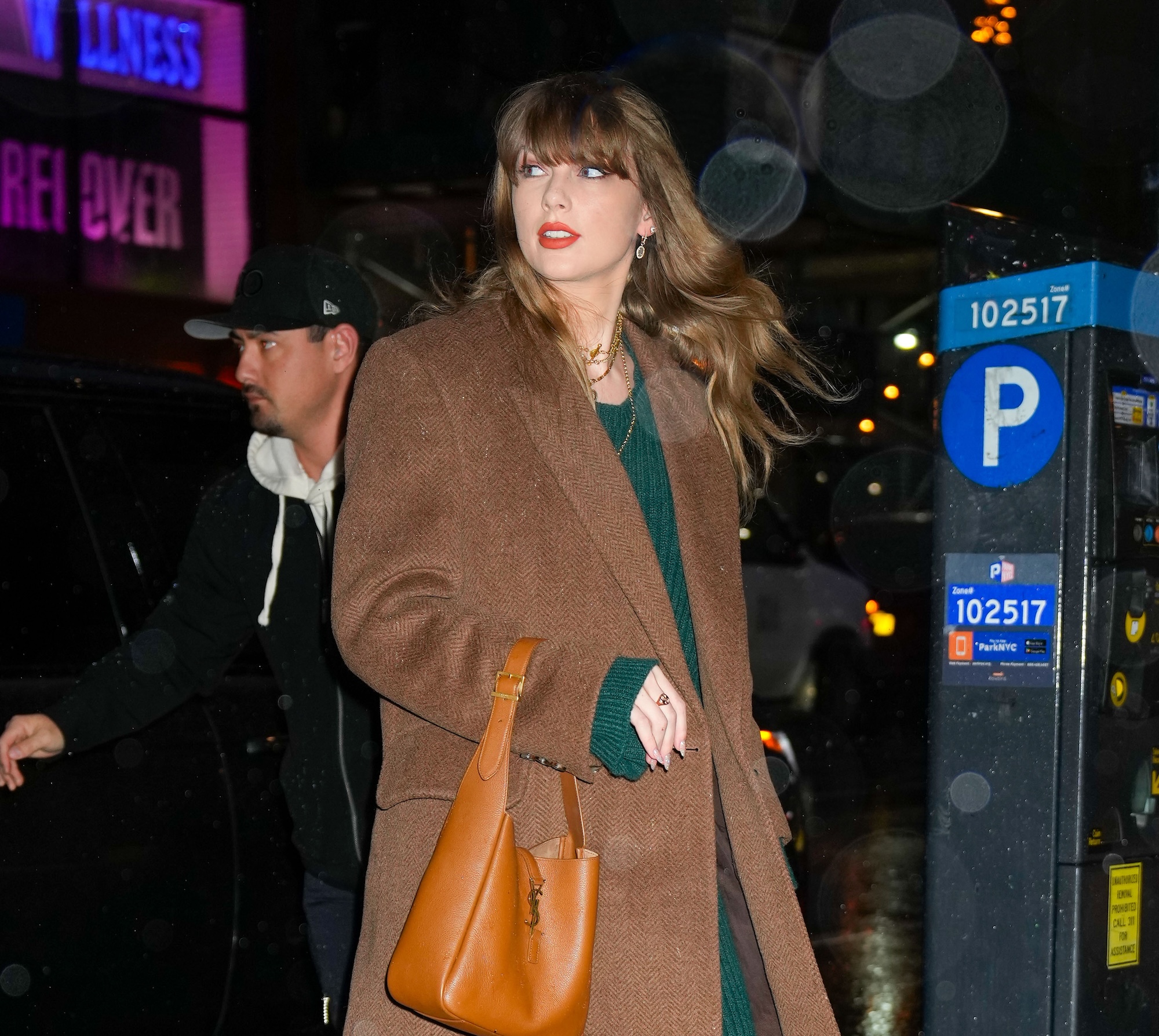 taylor swift sweater dress