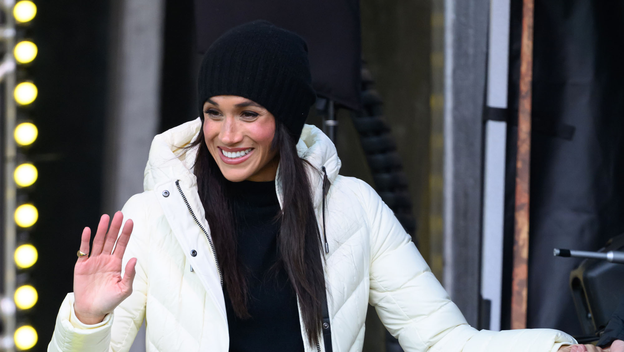 Meghan Markle Sweater Lookalike