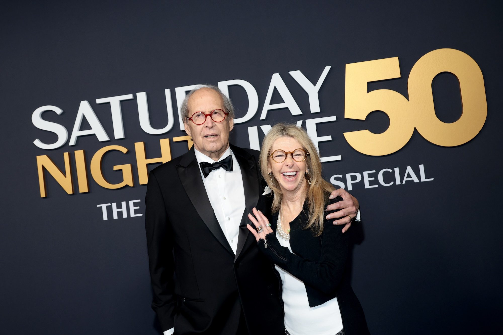 GettyImages-2200062948 How Many Wives Has Chevy Chase Had jayni