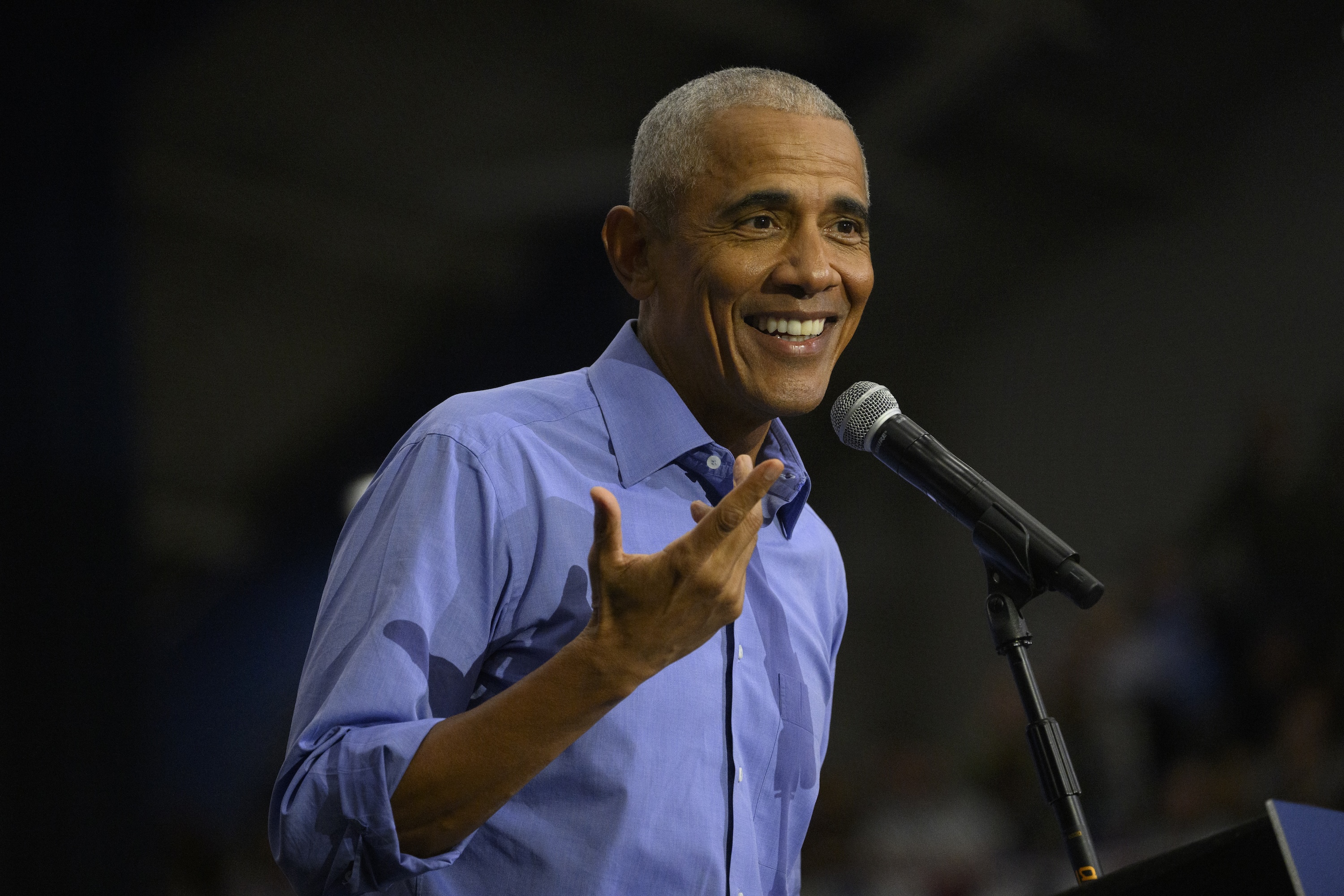 GettyImages-2177116860-Obama.jpg