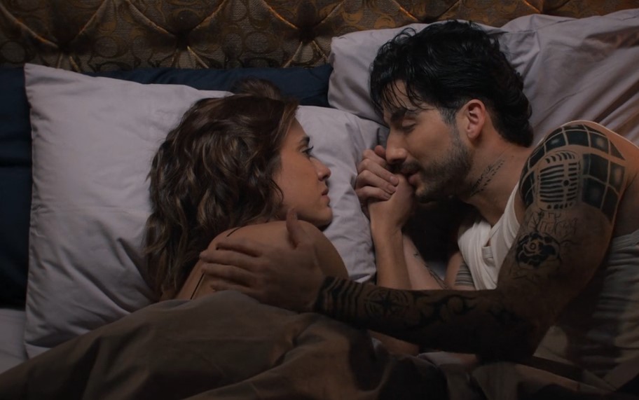 Yeimy y Charly, personajes de 'La Reina del Flow'.