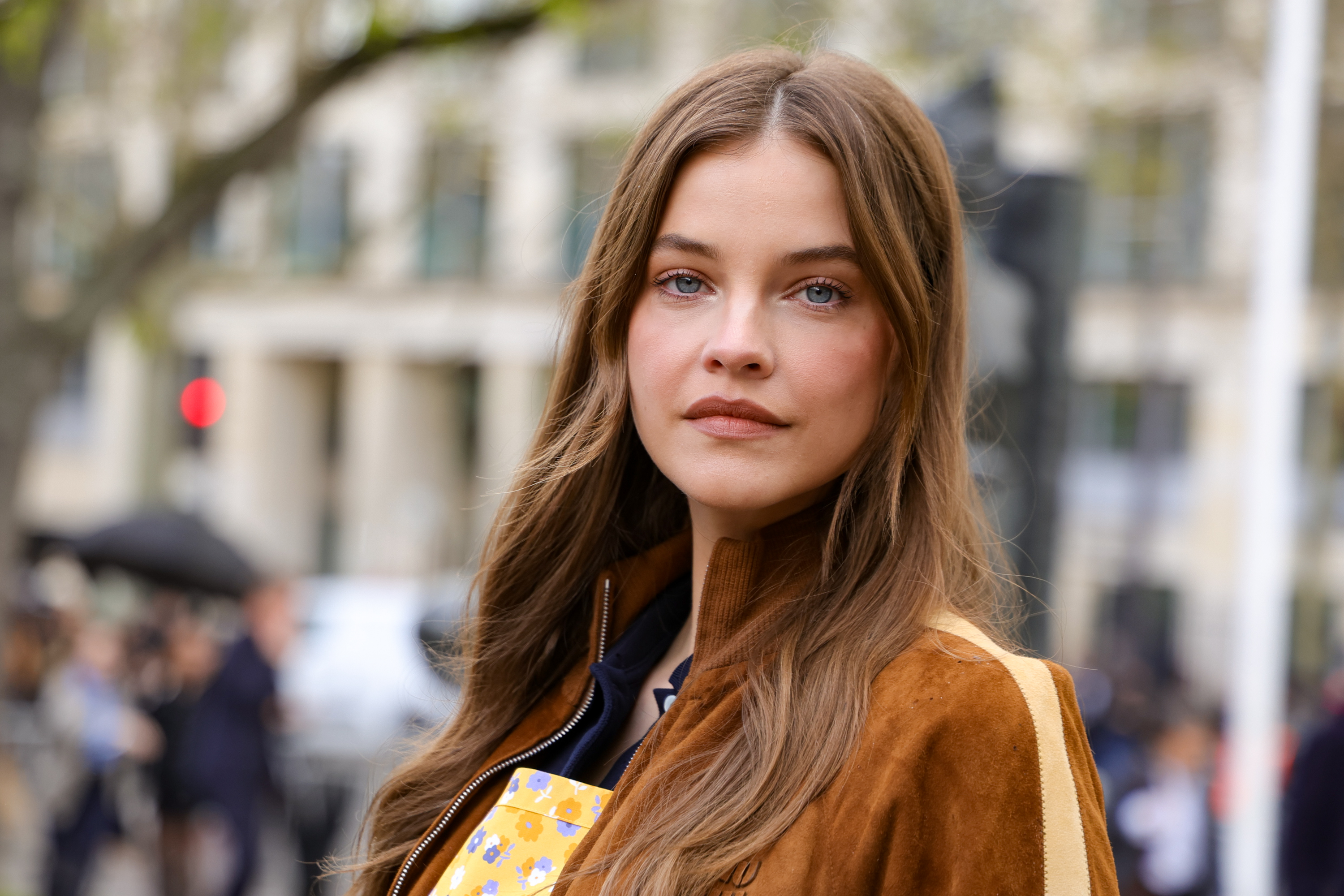 Barbara Palvin face moisturizer