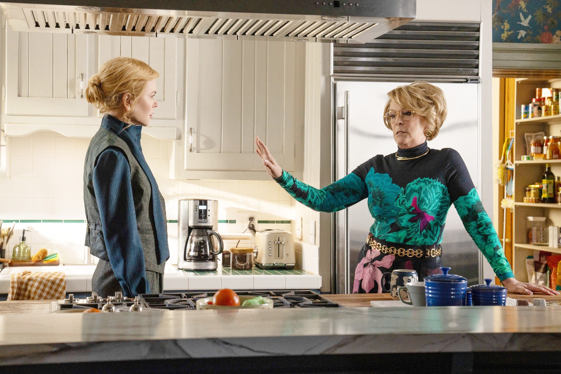 Nicole Kidman and Jamie Lee Curtis in Scarpetta