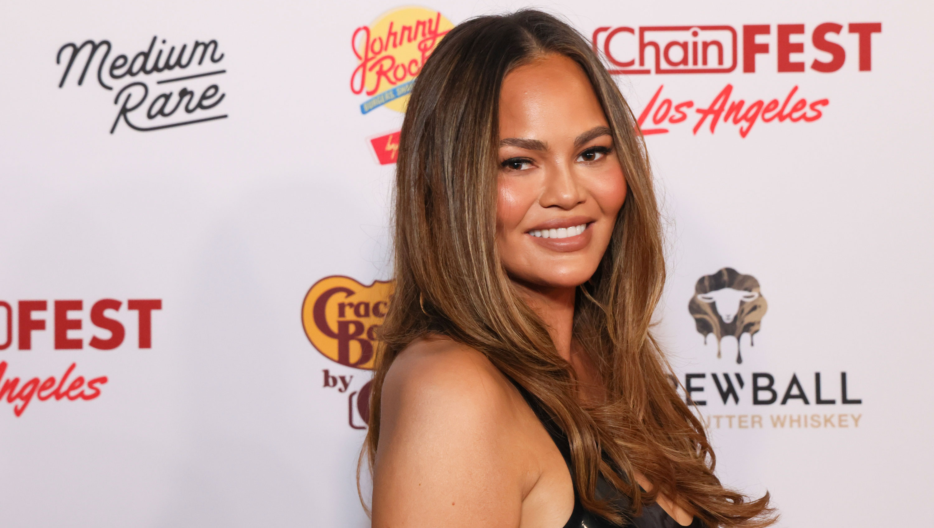 LOS ANGELES, CALIFORNIA - OCTOBER 05: Chrissy Teigen attends 2024 ChainFEST Los Angeles VIP Night at Skylight Row on October 05, 2024 in Los Angeles, California. (Photo by Rodin Eckenroth/Getty Images)