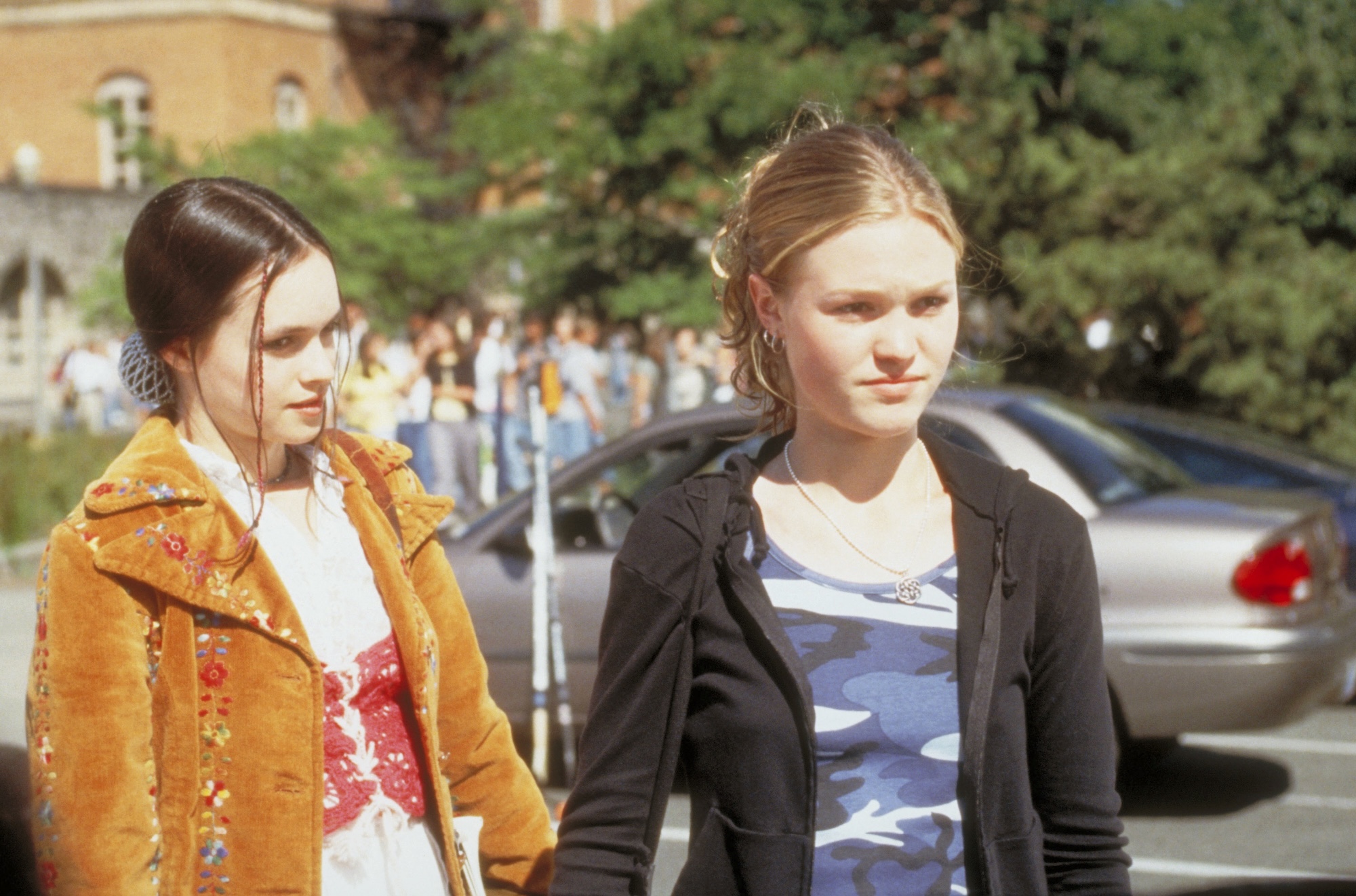 MCDTHTH_EC037 10 Things I Hate About You’s Most Shocking Secrets From Set