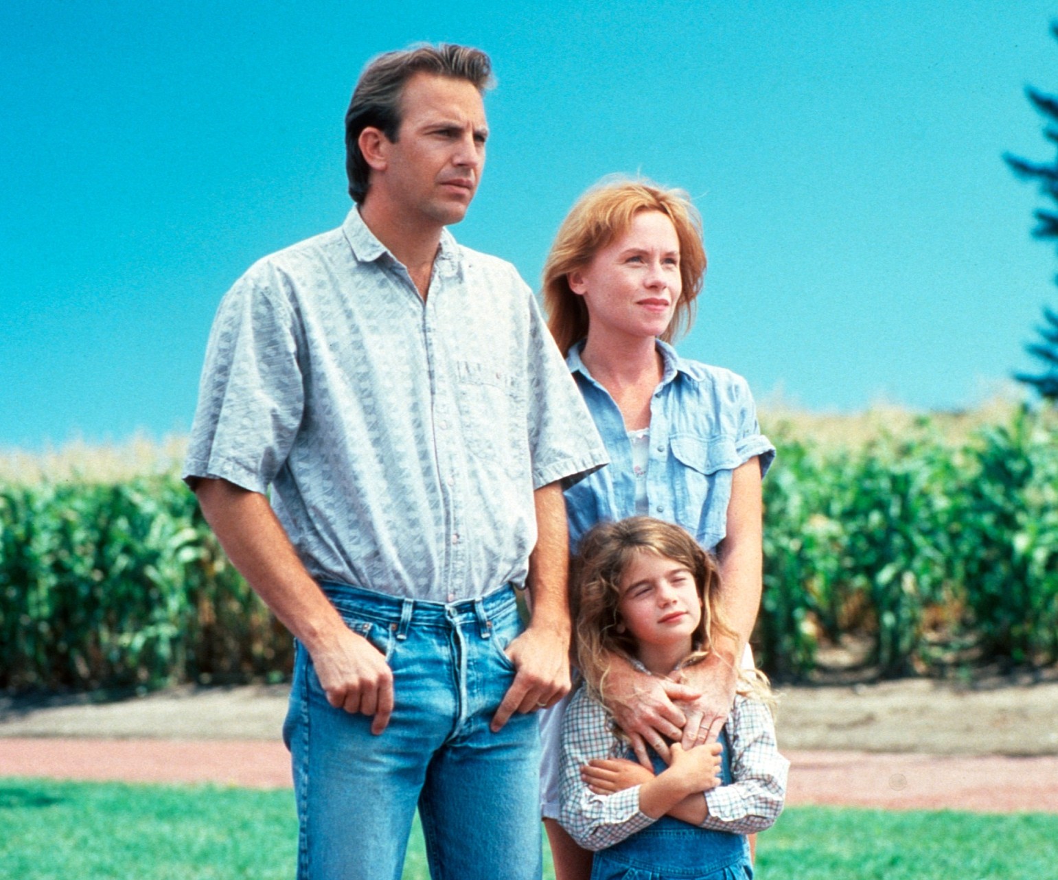 Kevin Costner, Gaby Hoffman, Amy Madigan in Field of Dreams