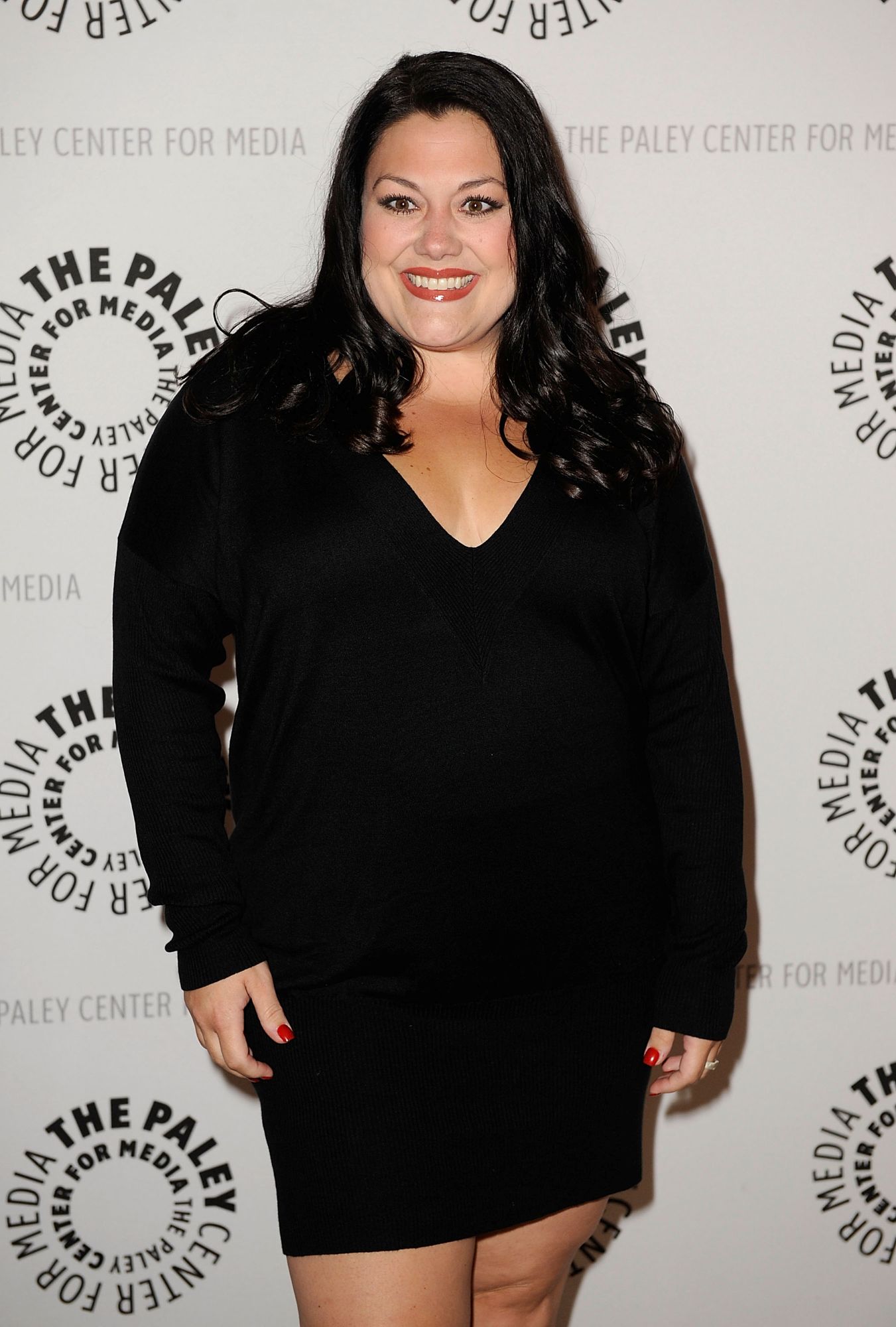 Brooke Elliott Bio Pic