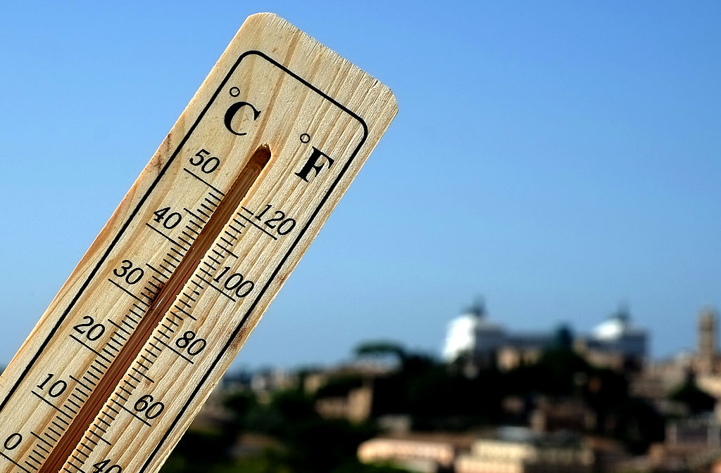 GettyImages-174704383 Who Is Most at Risk For Heat Stress and How to Cool Down Fast