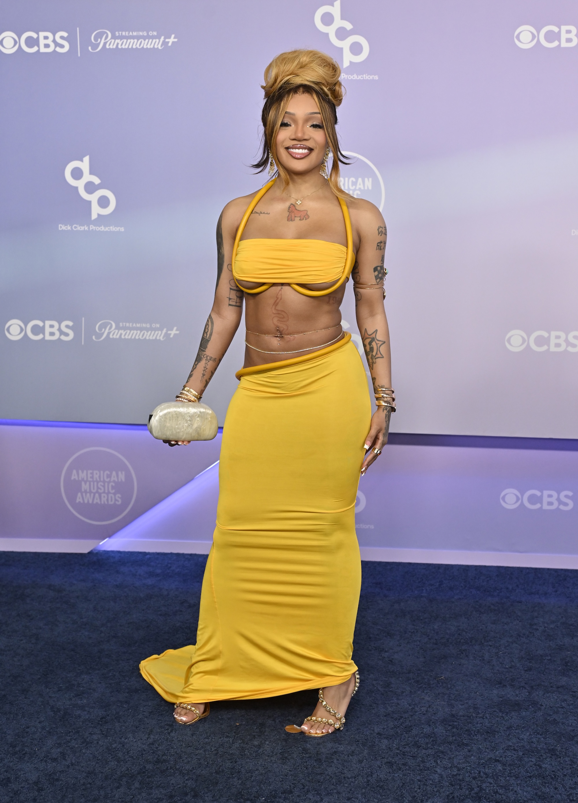 GloRilla-AMAs-Orange-Dress