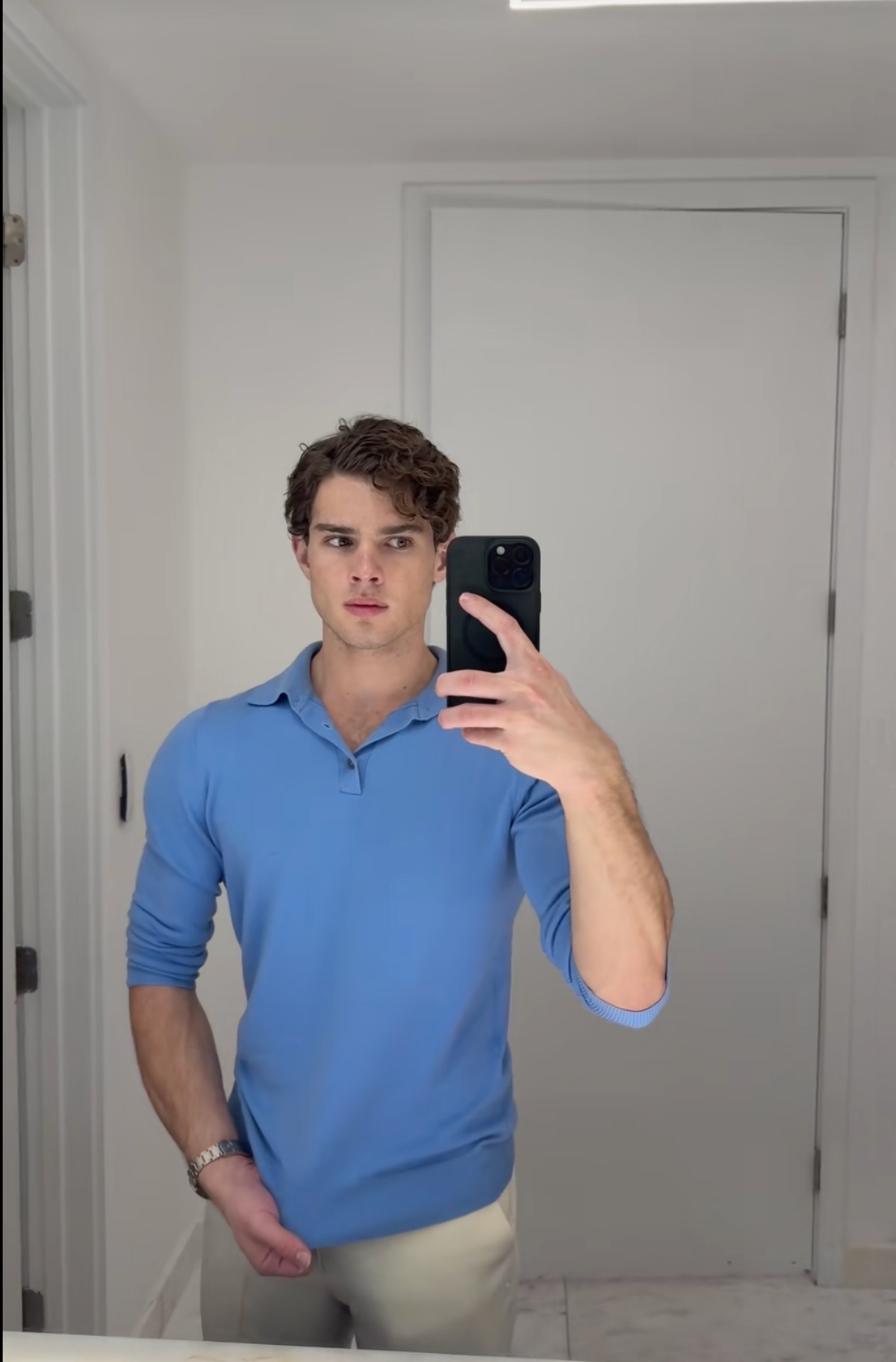 Looksmaxxing Influencer Clavicular Livestreams 2-Hour Nose Job With Dr. Miami
