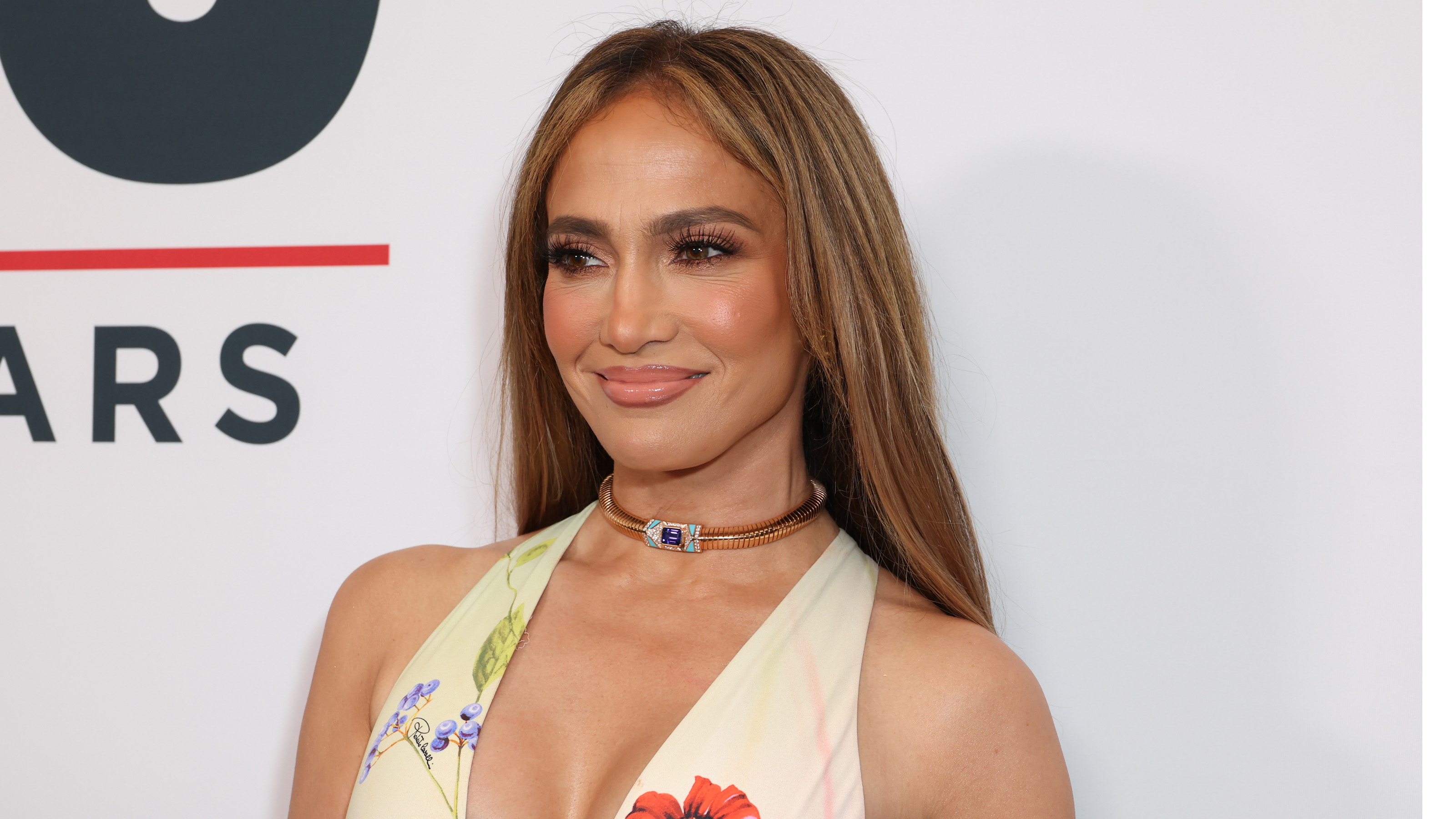 Jennifer Lopez at the YES Scholars 25th Anniversary Gala held at the Bel-Air Country Club on September 04, 2025 in Los Angeles, California. (Photo by JC Olivera/Variety via Getty Images)