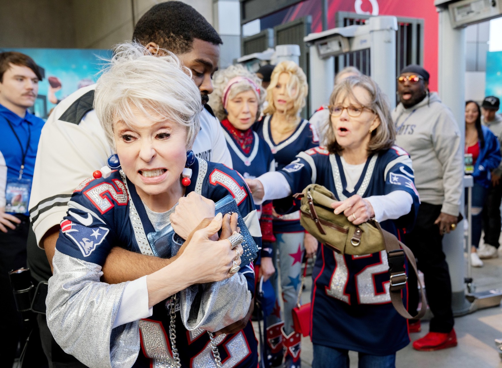 Rita Moreno, Lily Tomlin, Jane Fonda, Sally Field in 80 for Brady